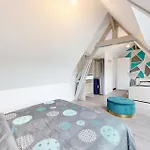 Amazing In Holiday home